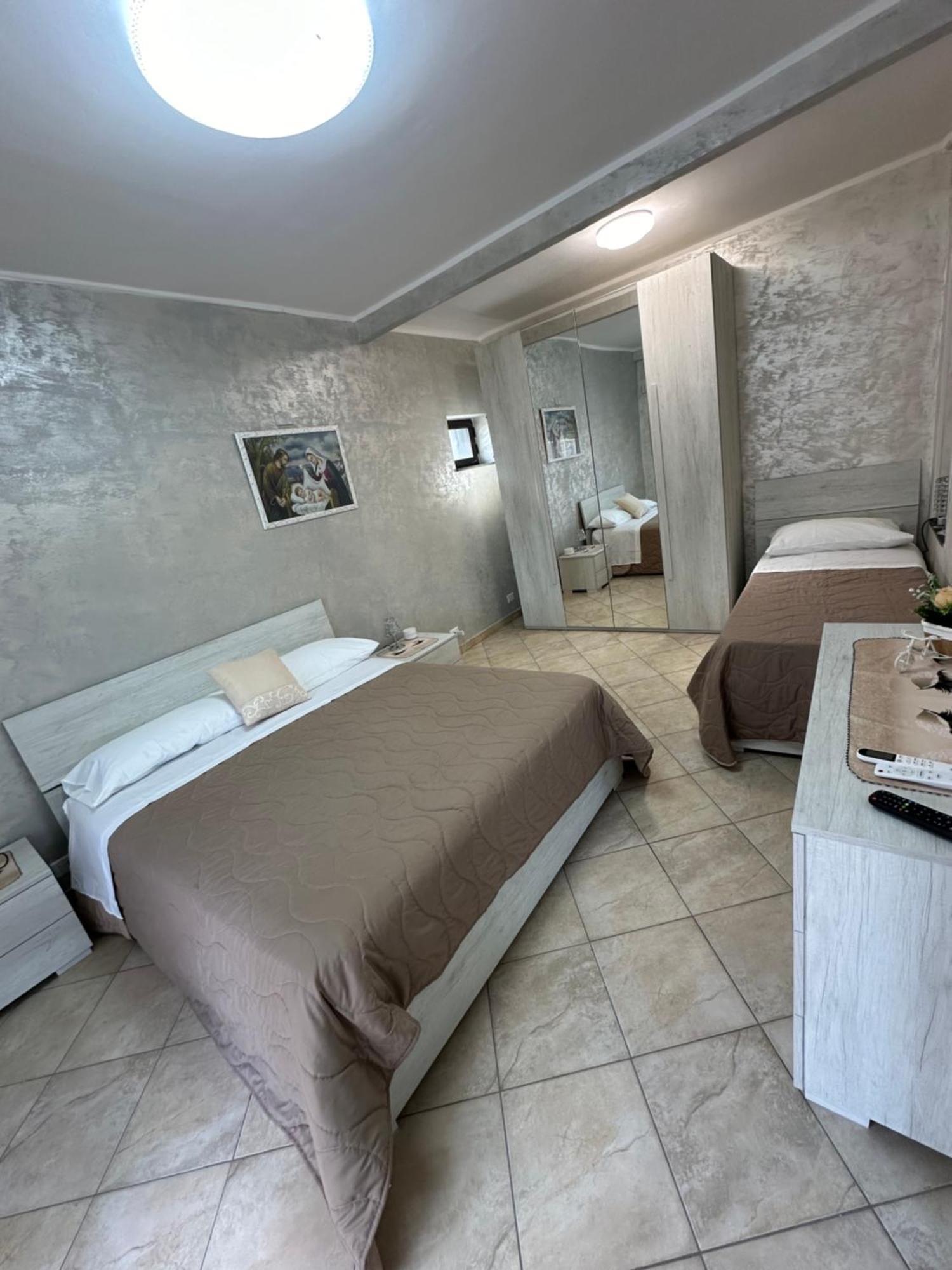 Testa House Катанія Екстер'єр фото
